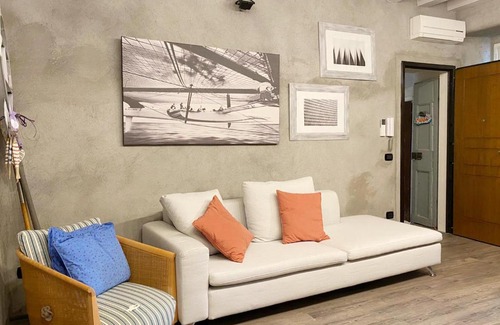 Pradello Apartment | The Honeymoon Home