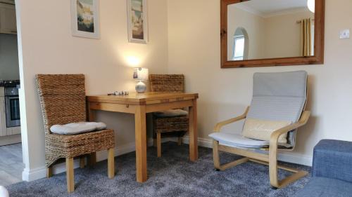 Par Apartment | The Honeypot - Cornish Apartment close to Eden Project & beaches