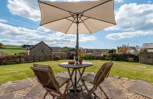 Georgeham Cottage | The Hop House