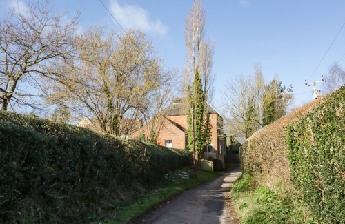 Suckley House | THE HOP KILN, pet friendly, character holiday cottage in Bromyard