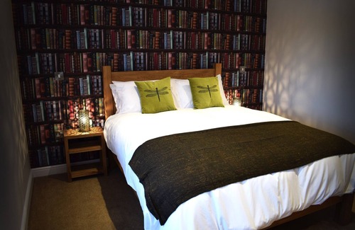 Alfreton House | The Horse & Jockey Wessington