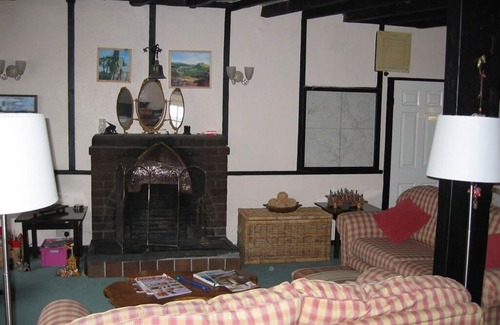 Rhayader House | The Horseshoe Guesthouse