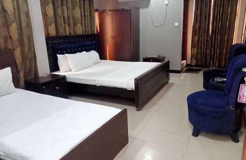 Islamabad House | The Hotel