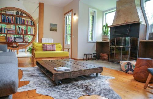 Smoko House | The House At Smoko
