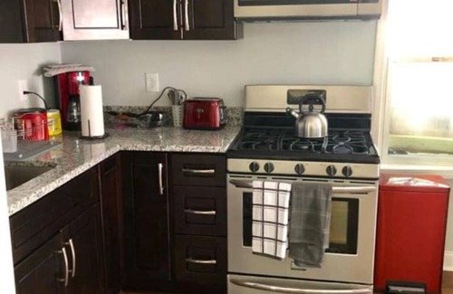Detroit - Shoreway House | The House Hotels - W45th Backhouse - Ohio City