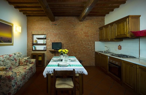 Acquaviva Apartment | The House of Oaks - Pratino