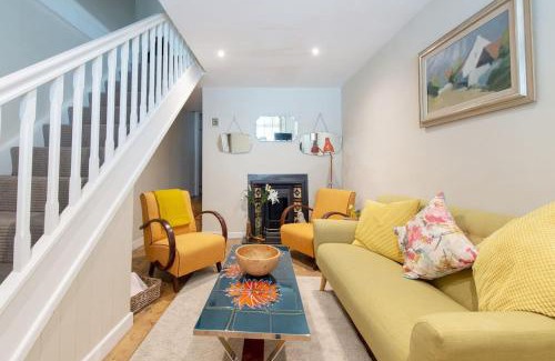 Frome House | The House on the Hill