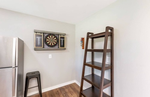 Logan House | The Howling Buck Lodge