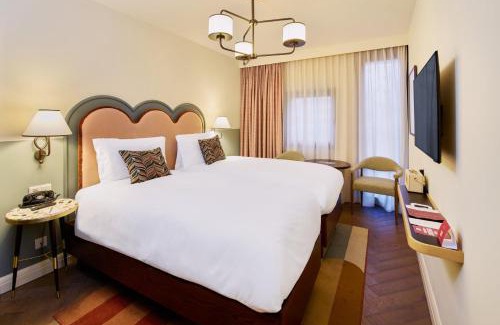 West Berlin Centre Hotel | The Hoxton, Charlottenburg