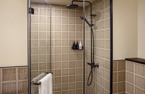 West Berlin Centre Hotel | The Hoxton Charlottenburg