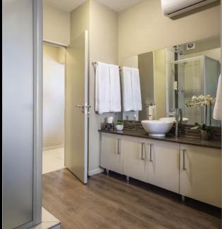 Greater Johannesburg Metropolitan Area Apartment | The hub Bryanston