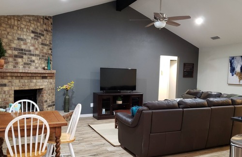 Southwest Arlington House | The Humble Abode