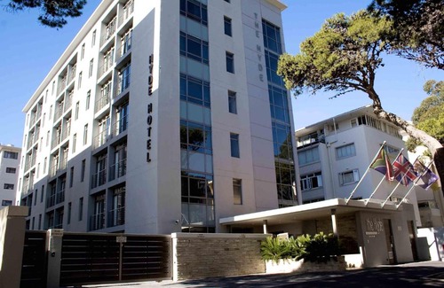Sea Point Hotel | The Hyde All Suite Hotel