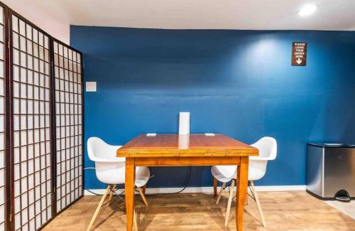 North Bergen Apartment | The Hygge Way, 20MIN TO NYC Times Sq