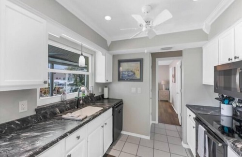 Englewood South House | The ideal Englewood getaway - private pool, conveniently located