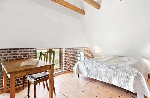 Ballum House | The idyllic farmhouse under thatch.