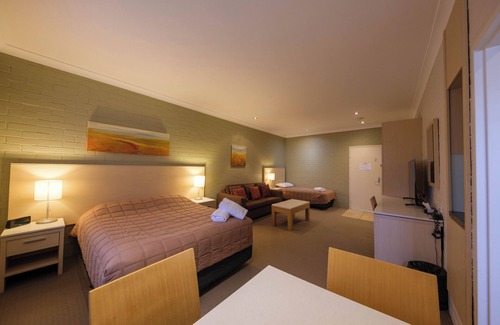 Bowral Hotel | The Imperial Motel