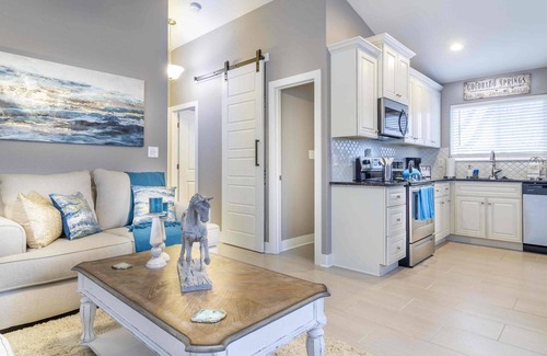 West Colorado Springs Condo | The "In-Law's" Hideout