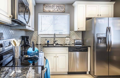 West Colorado Springs Condo | The "In-Law's" Hideout