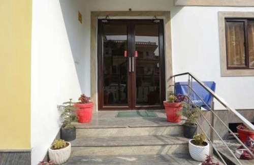 Gurugram Hotel | The Indian Hotel 186 Near Medanta Hospital