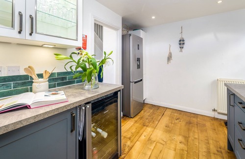 Berwick-upon-Tweed Cottage | THE INDIGO HOUSE, pet friendly, with a garden in Berwick-Upon-Tweed
