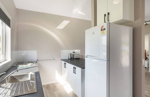 Narooma Cottage | The Inlet Cottage - Walking Distance to the Inlet