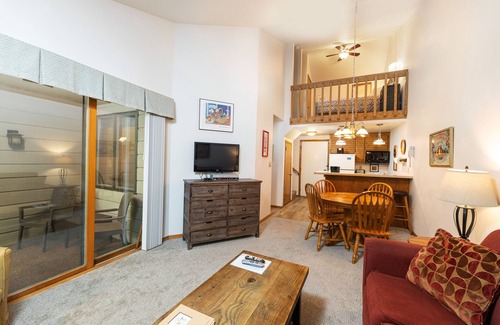 Sister Bay Cabin | The Inn at Little Sister Hill