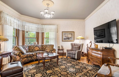Saugatuck Bed & Breakfast | The Inn of Saugatuck
