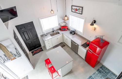 East Central House | *The Innkeeper Studio* Tiny House!