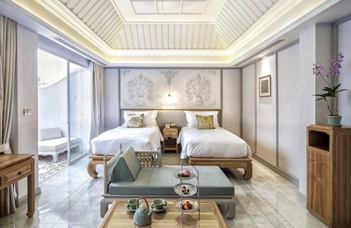 Old City Hotel | The Inside House