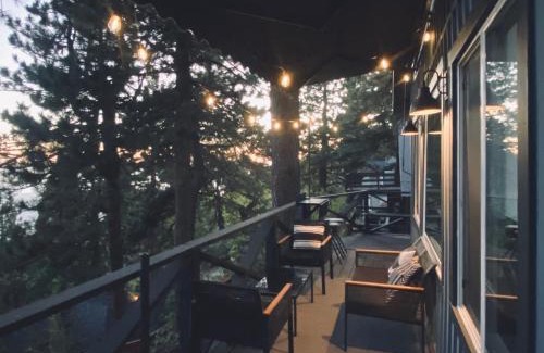 Running Springs House | The Inspo Cabin with Stunning View