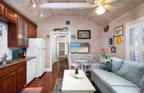 Key West Historic District Cottage | The Ivy Cottage - Private Home in Key West
