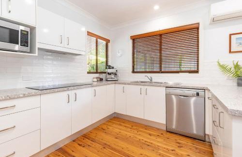 Smiths Lake House | The Jack