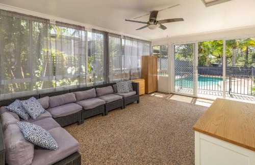 Smiths Lake House | The Jack