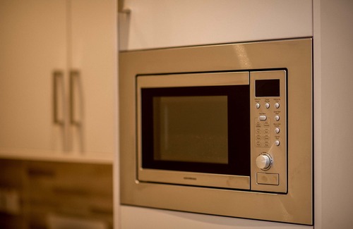 Londonderry Apartment | The James Suites