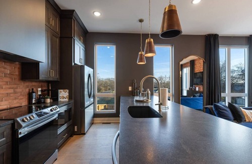 Nashville House | The Jesse at Hydes Ferry