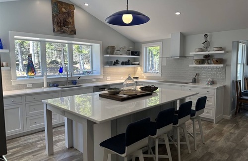 Spruce Head House | THE JEWELL - Town of St George