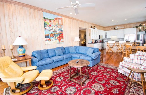 Emerald Isle House | The Jolly Fisherman, Oceanfront House in Emerald Isle, NC!