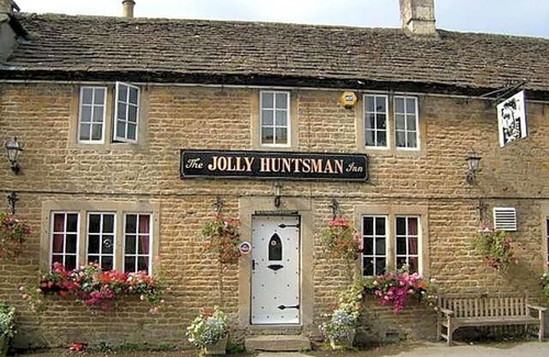 Kington St Michael Hotel | The Jolly Huntsman