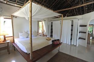 Maret Resort | The Jungle Club - SHA Extra Plus