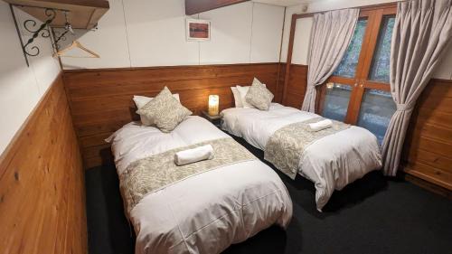 Hokujo Ski Chalet | The Jungle House - Hakuba