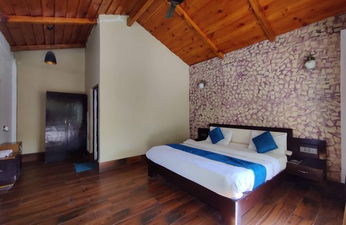 Naina Range Hotel | The Jungle Pool By Beyond Stay
