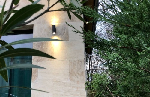 Limeil-Brevannes Cabin | The Jungle Spa : Tiny House & SPA (Jacuzzi/Sauna 100% privés)