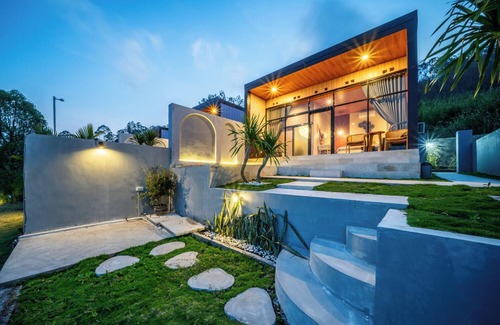 Toya Bungkah Villa | The Jungle Sunrise