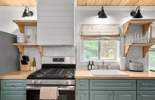 Lincoln House | The Kancamagus Relaxation Getaway at the PemiCabins!