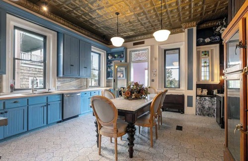 Pendleton Heights Other | The Kansas City Mansion
