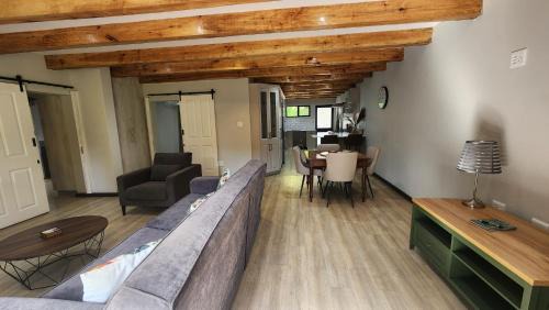 Montagu Apartment | The Karoo Condo