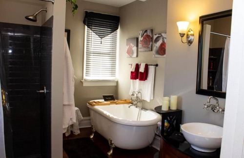 Watertown Bed & Breakfast | The Katherine Holle House