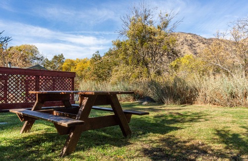 Three Rivers Cabin | The Kaweah River Cabin sleeps up to 8 guests, located 3 minutes from entrance