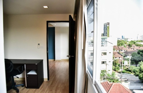 Khlong Tan Apartment | The Kaze 34 Hotel and Serviced Residence